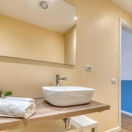 Izzhome Corso76 *